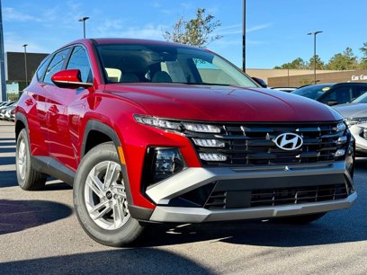 Used 2025 Hyundai Tucson SE