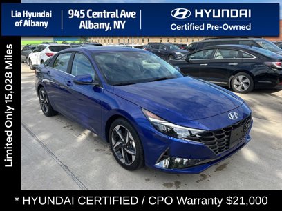 Certified 2023 Hyundai Elantra Limited w/ Preferred Accessory Package