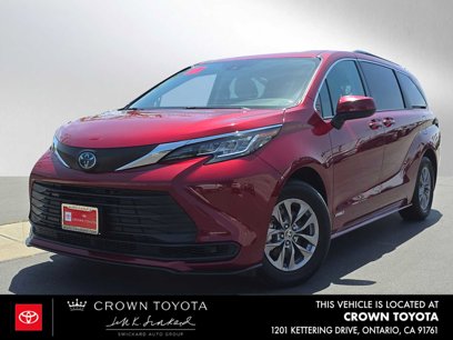 Used 2021 Toyota Sienna LE