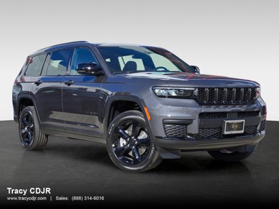 New 2025 Jeep Grand Cherokee L Laredo