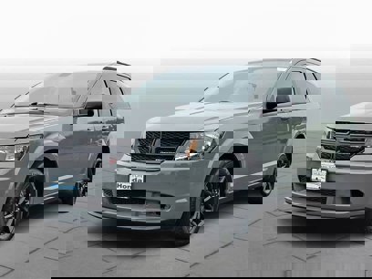 Used 2020 Dodge Journey SE w/ Blacktop Package