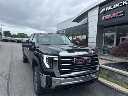 New 2025 GMC Sierra 2500 SLT