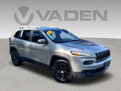 Used 2016 Jeep Cherokee Latitude w/ Safety/Convenience Group