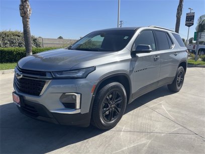 Used 2023 Chevrolet Traverse LT