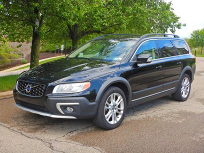 Used 2016 Volvo XC70 T5 Premier w/ Proximity Package