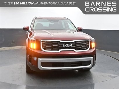 Used 2024 Kia Telluride S w/ S Sunroof Package