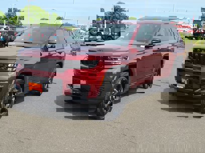 New 2025 Jeep Grand Cherokee L Altitude