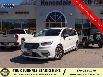 Used 2023 Chrysler Pacifica Limited