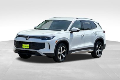 New 2025 Volkswagen Tiguan SE