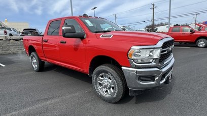 New 2024 RAM 2500 Tradesman w/ Chrome Appearance Group
