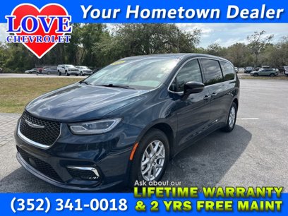Used 2024 Chrysler Pacifica Touring-L
