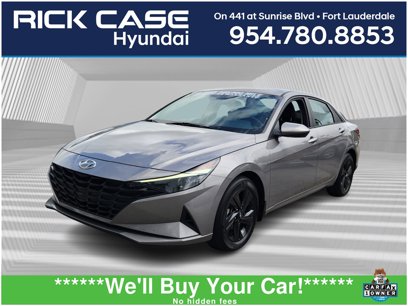 Certified 2022 Hyundai Elantra SEL