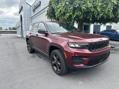 New 2025 Jeep Grand Cherokee Altitude