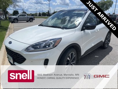 Used 2021 Ford Escape SE w/ SE Sport Appearance Package