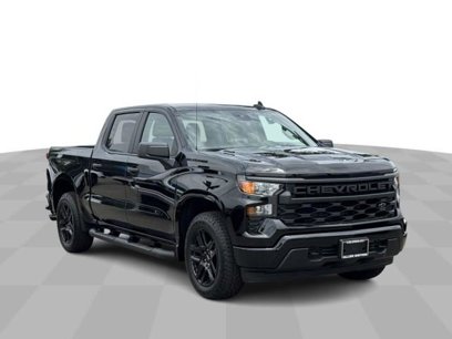 New 2025 Chevrolet Silverado 1500 Custom w/ Turbomax Blackout Package