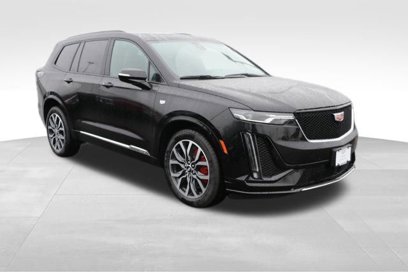 New 2025 Cadillac XT6 Sport w/ Technology Package