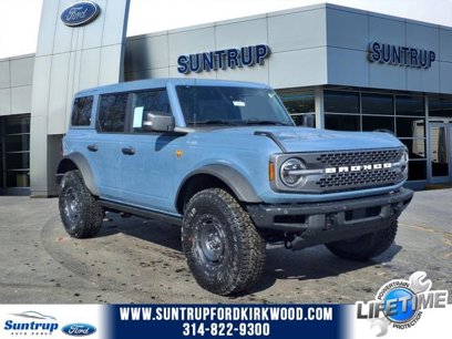 New 2025 Ford Bronco Badlands w/ Sasquatch Package