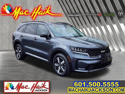 Used 2023 Kia Sorento S w/ Panoramic Sunroof Package