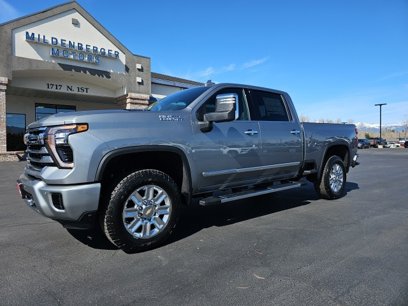 New 2025 Chevrolet Silverado 3500 High Country w/ Technology Package