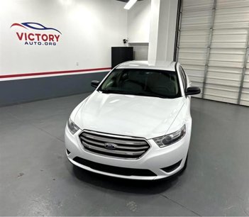Used 2014 Ford Taurus SE