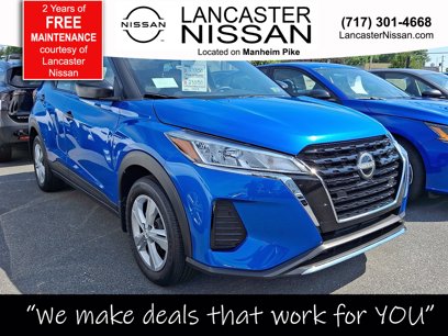 New 2025 Nissan Kicks Play S