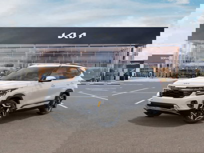 New 2025 Kia Seltos SX w/ SX Sunroof Package