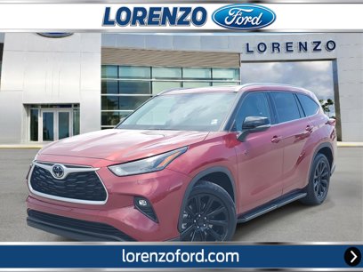 Used 2022 Toyota Highlander XLE