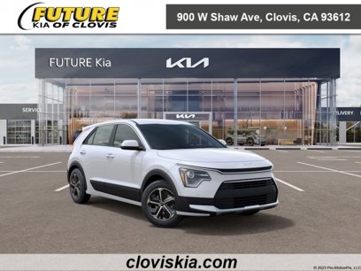 New 2025 Kia Niro LX