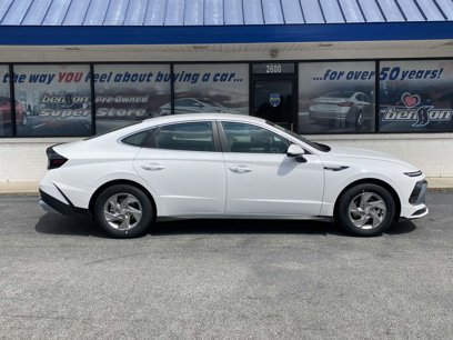 New 2025 Hyundai Sonata SE