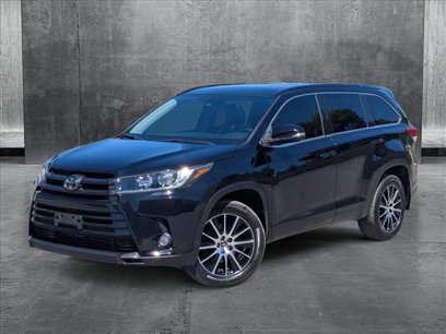 Used 2018 Toyota Highlander SE
