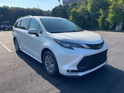 Used 2024 Toyota Sienna XLE