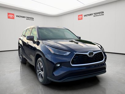 New 2025 Toyota Highlander XLE
