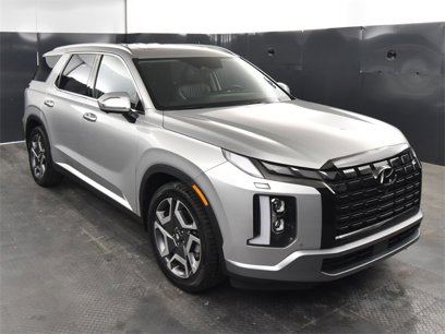 Used 2023 Hyundai Palisade Limited w/ Winter Package