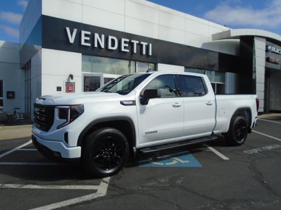 New 2025 GMC Sierra 1500 Elevation w/ Max Trailering Package