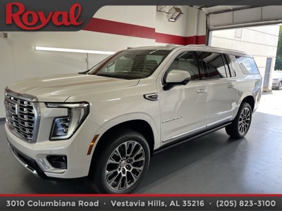 New 2025 GMC Yukon XL Denali w/ Sun & Power Step Package