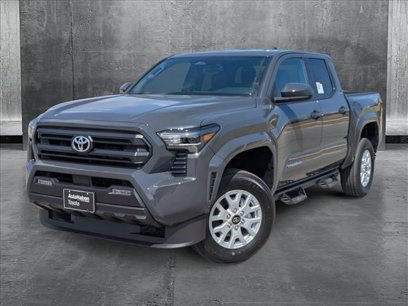 New 2025 Toyota Tacoma SR5