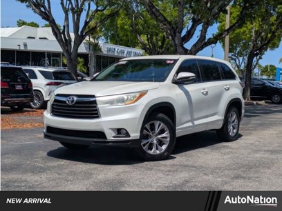 Used 2014 Toyota Highlander Plus