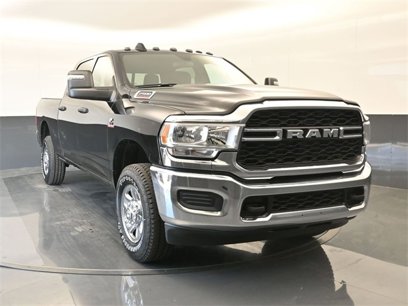 New 2024 RAM 2500 Tradesman w/ Chrome Appearance Group