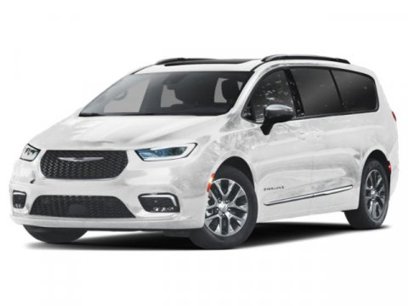 New 2025 Chrysler Pacifica Premium