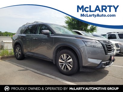 Used 2023 Nissan Pathfinder SL w/ Black Appearance Package