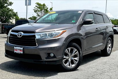 Used 2015 Toyota Highlander LE