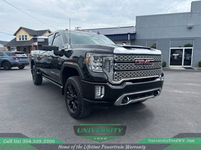 Used 2022 GMC Sierra 2500 Denali w/ Denali Black Diamond Edition