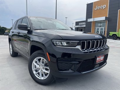 New 2025 Jeep Grand Cherokee Laredo X