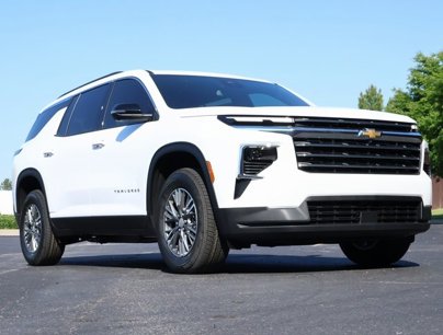 New 2025 Chevrolet Traverse LT w/ Driver Confidence Package