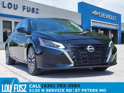 Used 2023 Nissan Altima 2.5 SV