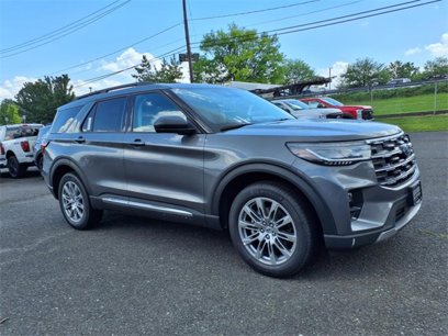 New 2025 Ford Explorer Active w/ Active Comfort Package