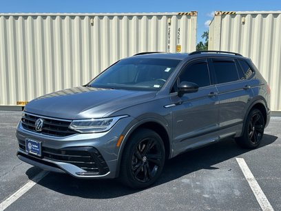 Used 2024 Volkswagen Tiguan SE R-Line