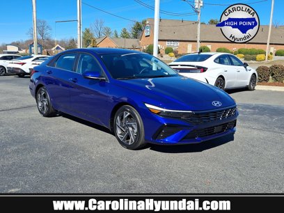 New 2025 Hyundai Elantra SEL