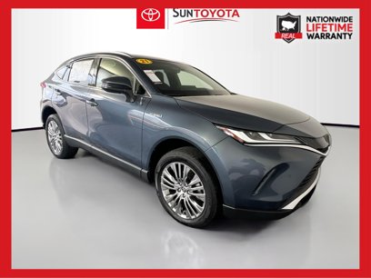 Used 2021 Toyota Venza XLE w/ Softex Package
