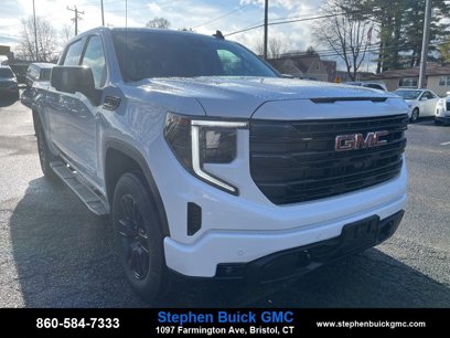 New 2025 GMC Sierra 1500 Elevation w/ Elevation Premium Package